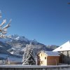 La maison Alpes-Montjoie sous la neige